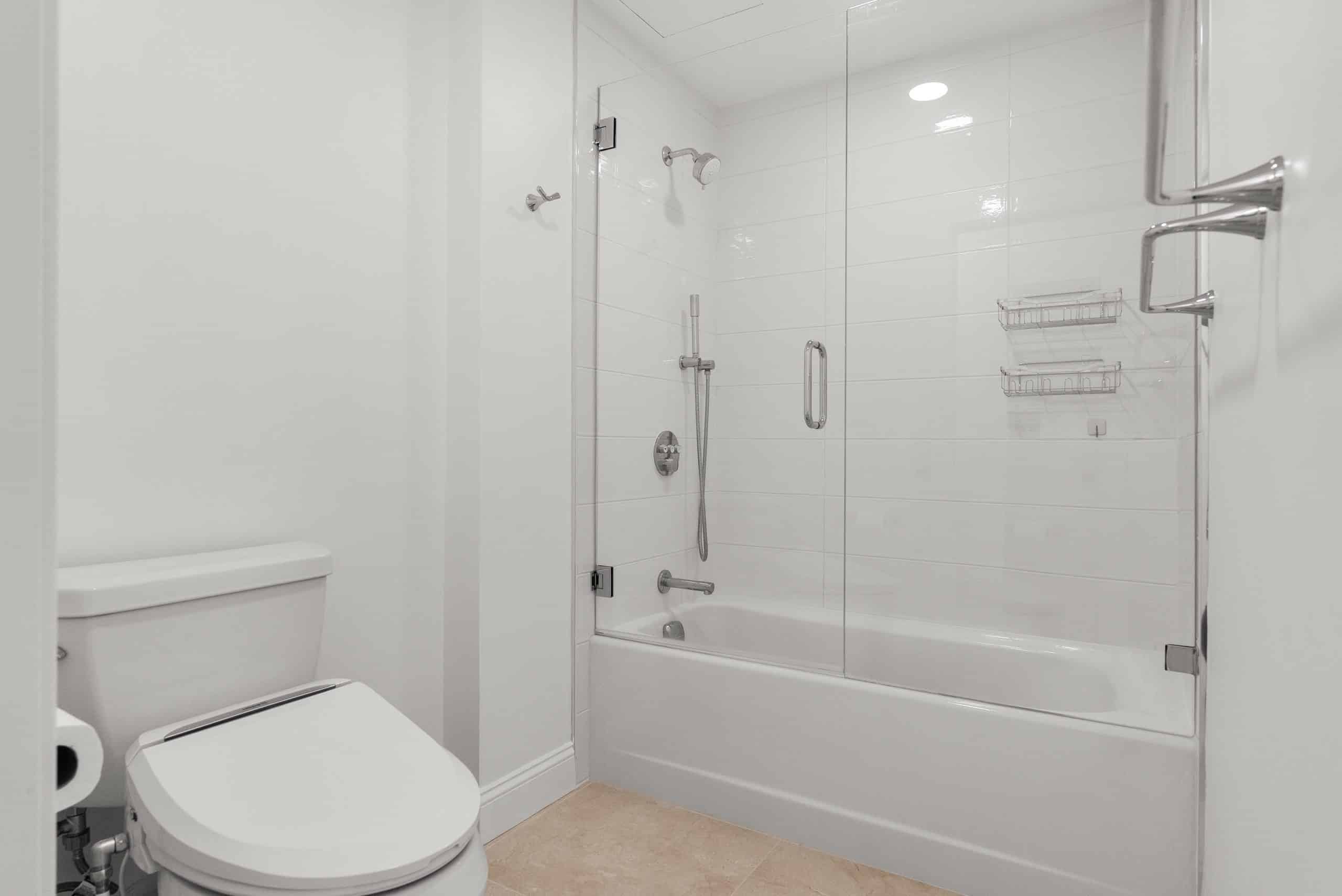 Frameless walk-in glass shower
