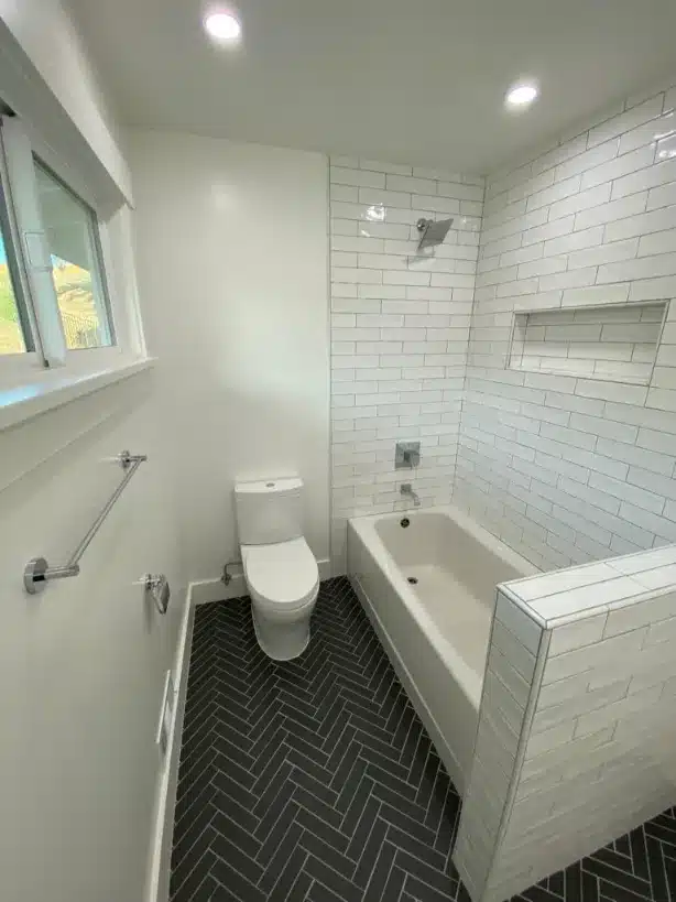 Bathroom Tiles & You: The Ultimate Guide